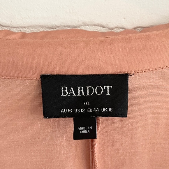 Revolve x Isabella Wrap Bodysuit Bronze Peach Satin Balloon sleeve Sz XXL - Picture 6 of 14